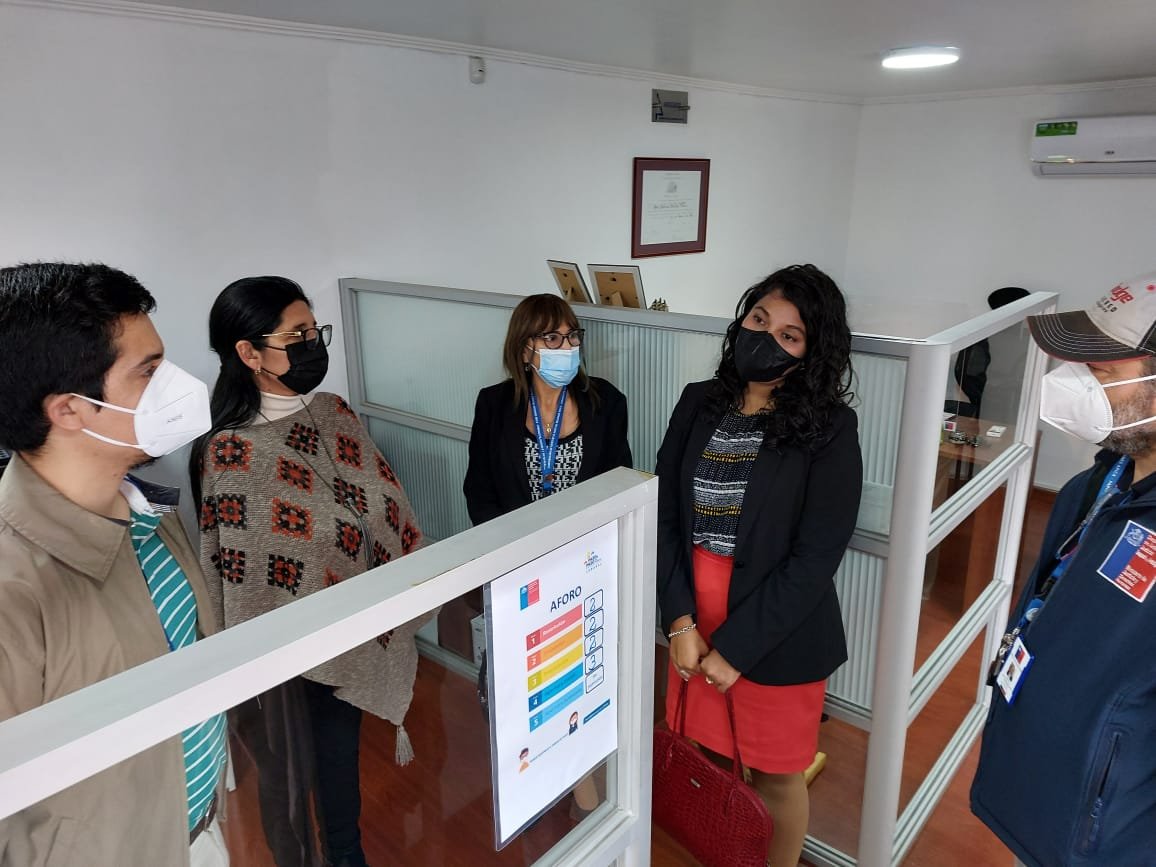 Seremi de Justicia y Derechos Humanos de Arica y Parinacota visita dependencias en Arica