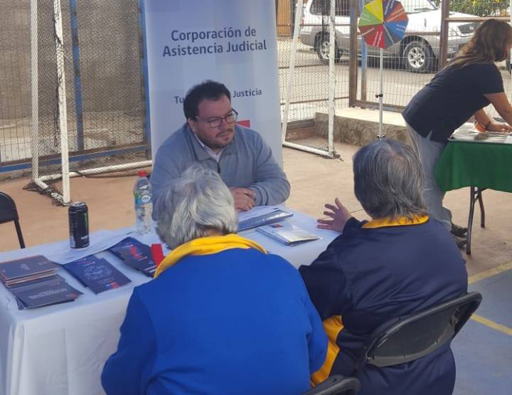 Oficina de Defensa Laboral Tarapacá participó en el Gobierno en Terreno en Plaza Teniente Ibáñez de Iquique