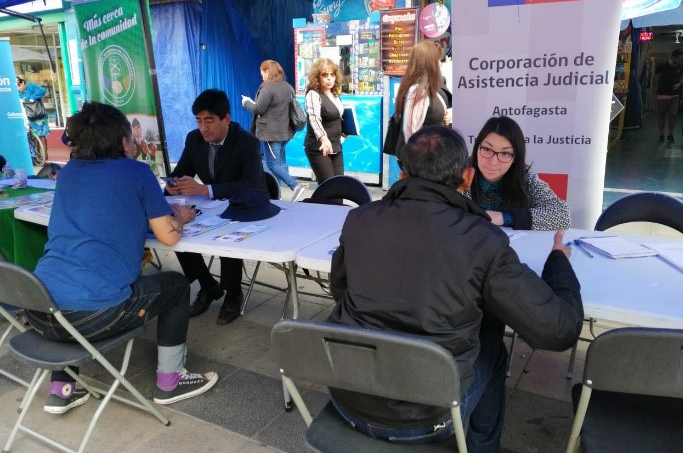 Consultorios Jurídicos de Antofagasta participan en Gobierno en Terreno
